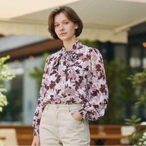 Diane von Furstenberg DVF Nami Wild Floral Ivory Blouse Size S BNWT